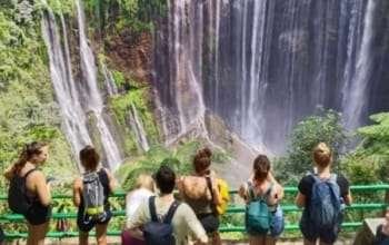 Paket Wisata Sunrise Gunung Bromo, Api Biru Ijen & Air Terjun Tumpak Sewu dari Surabaya - 3 Hari